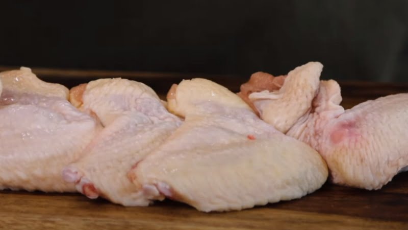 Whole chicken wings