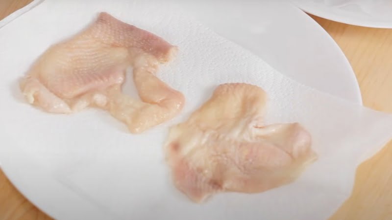 Check the freshness of the chicken skins