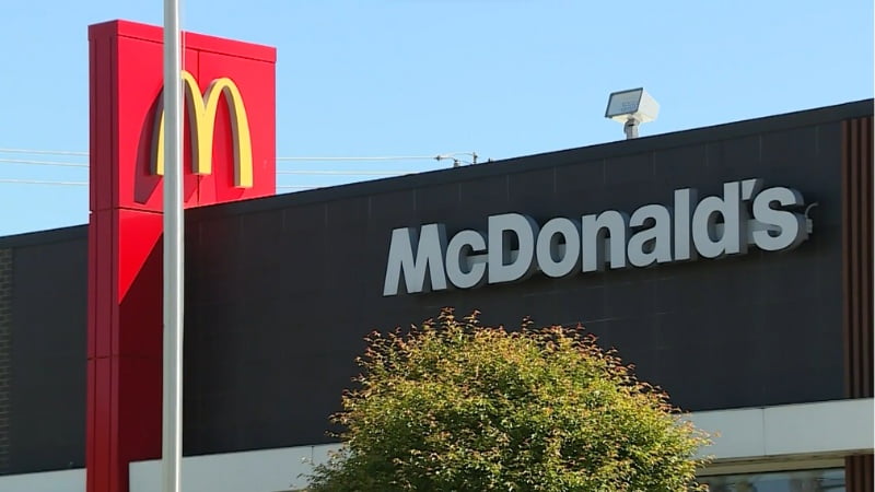 When Does McDonald's Start Serving Lunch?