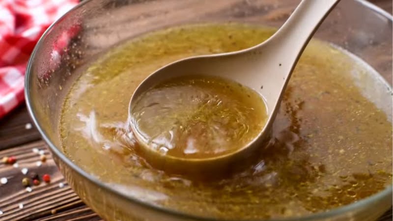 Nutritional benefits and purposes of chicken broth
