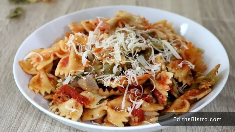 Farfalle pasta