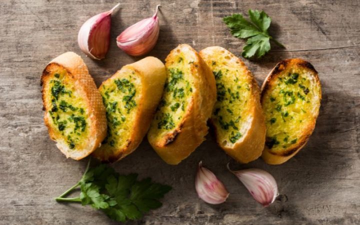 Garlic bread