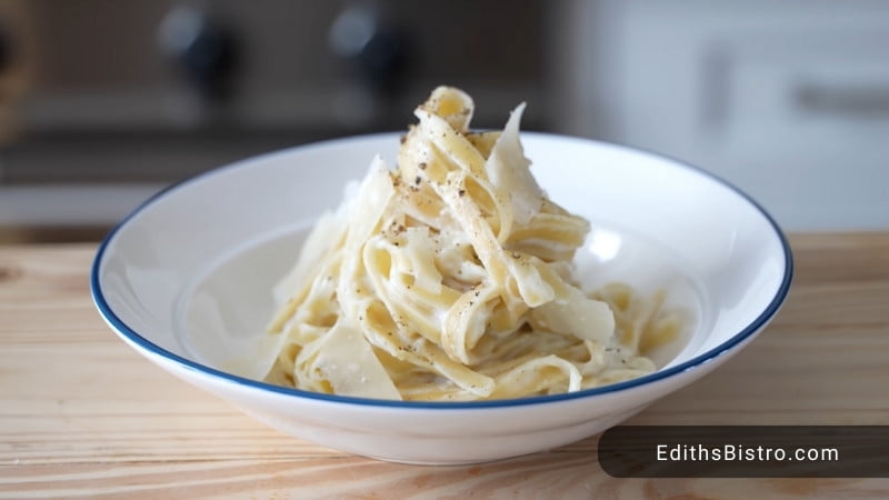 Fettuccine Alfredo