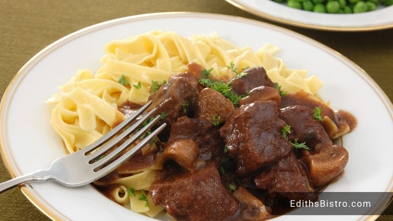 what starch to serve with beef bourguignon pasta
